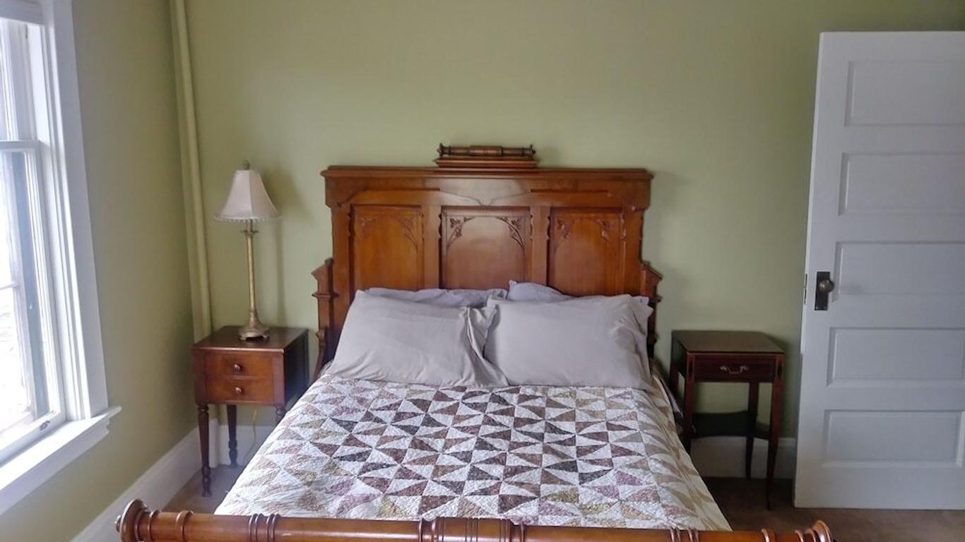 Steamers Bed & Breakfast