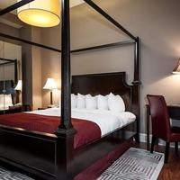Brexton Hotel
