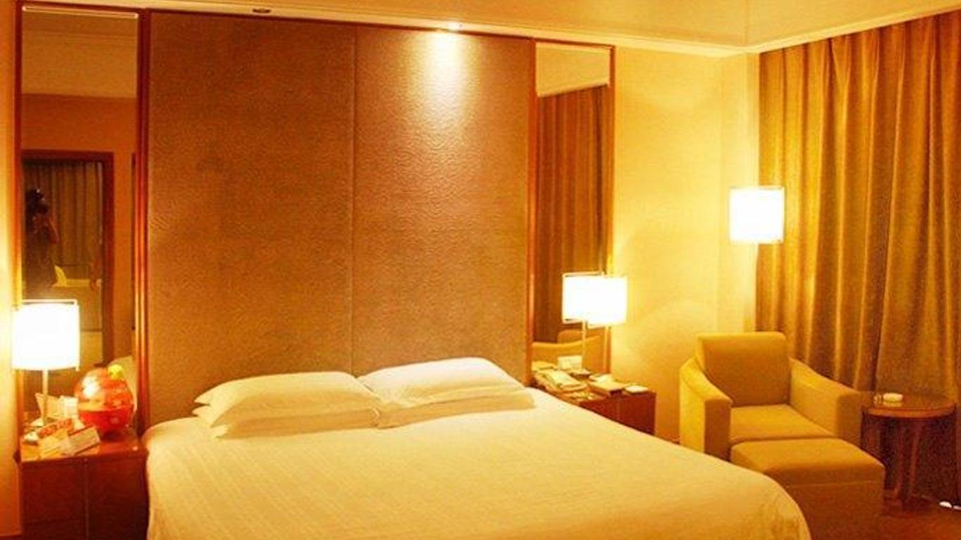 Hawaii International Hotel