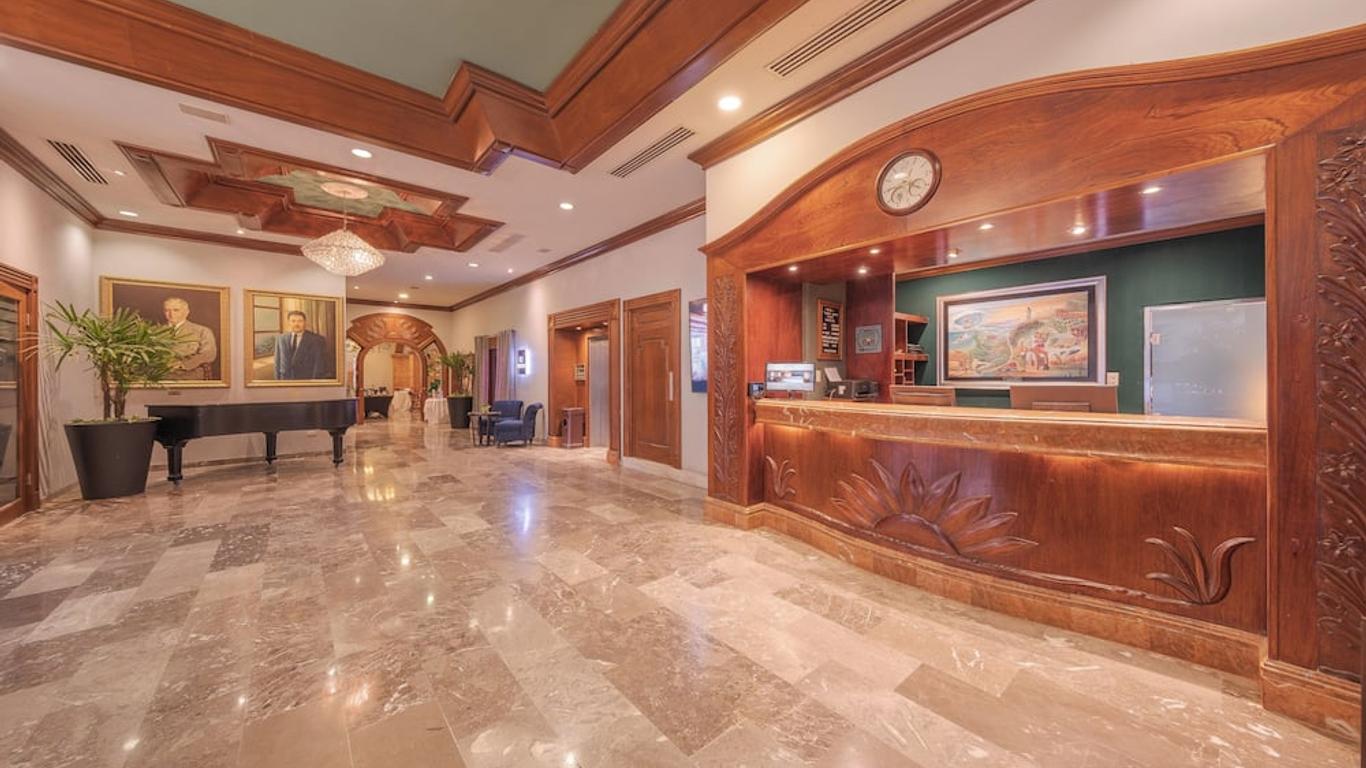 Hotel Santa Anita by Balderrama Hotel Collection