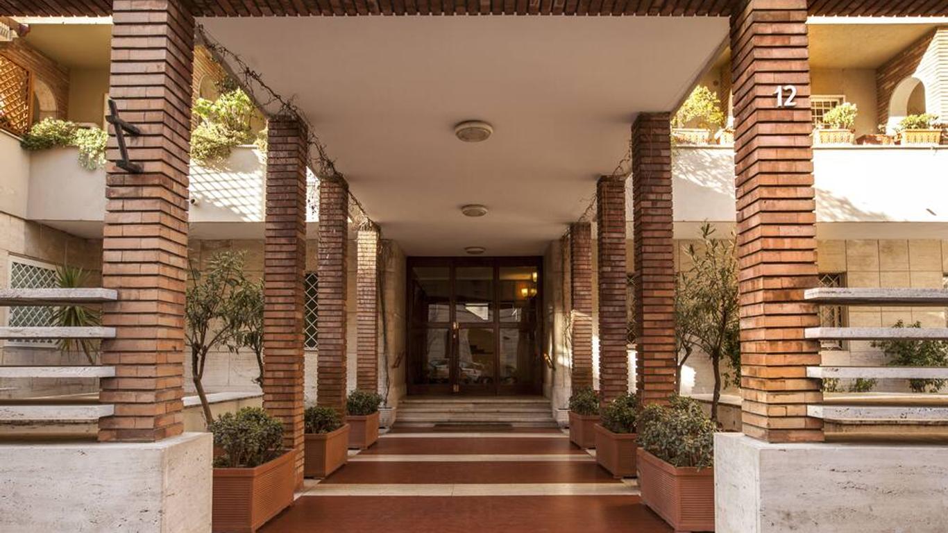 Un Attimo A Roma B&B