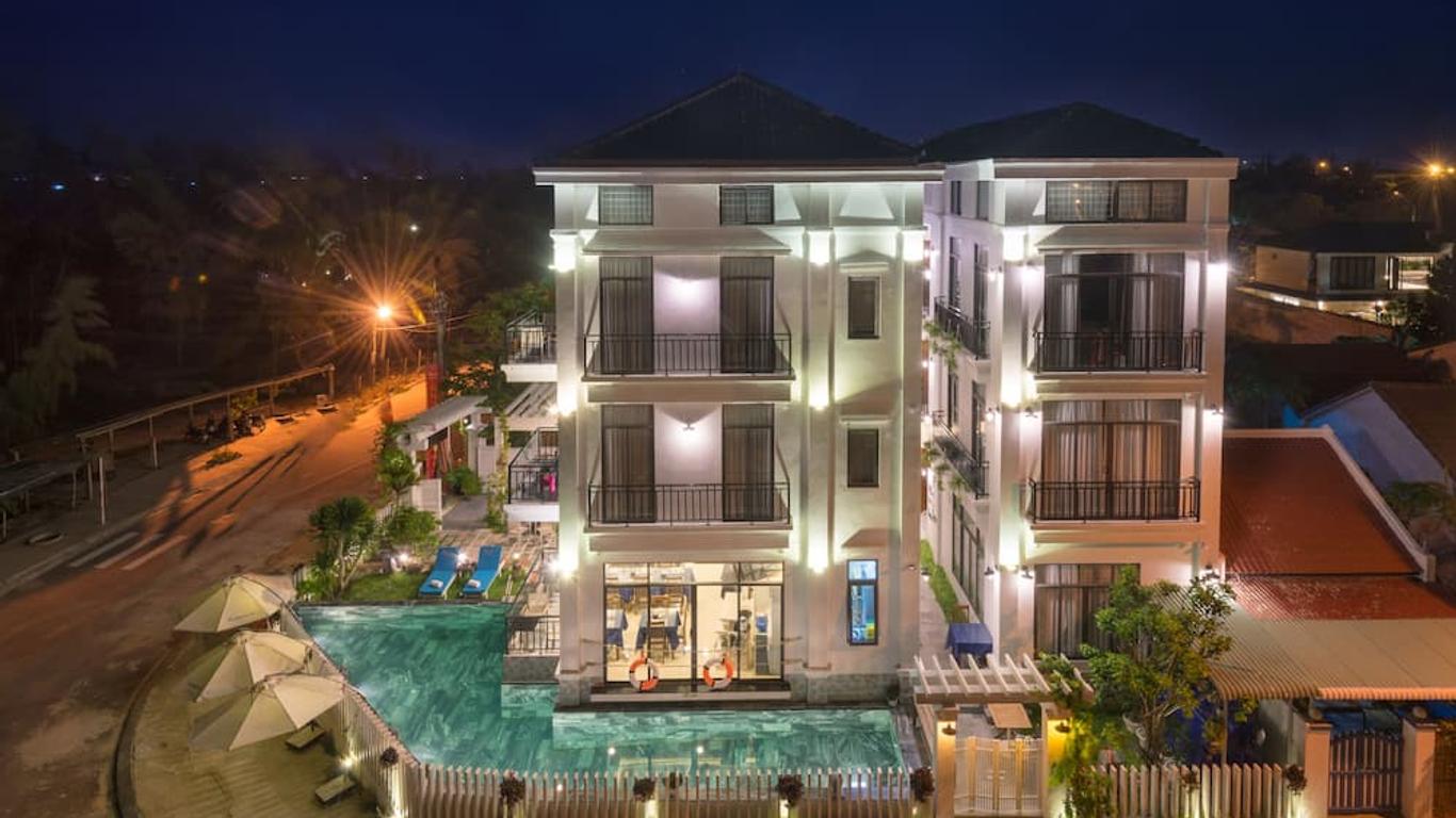 Santa Sea Villa