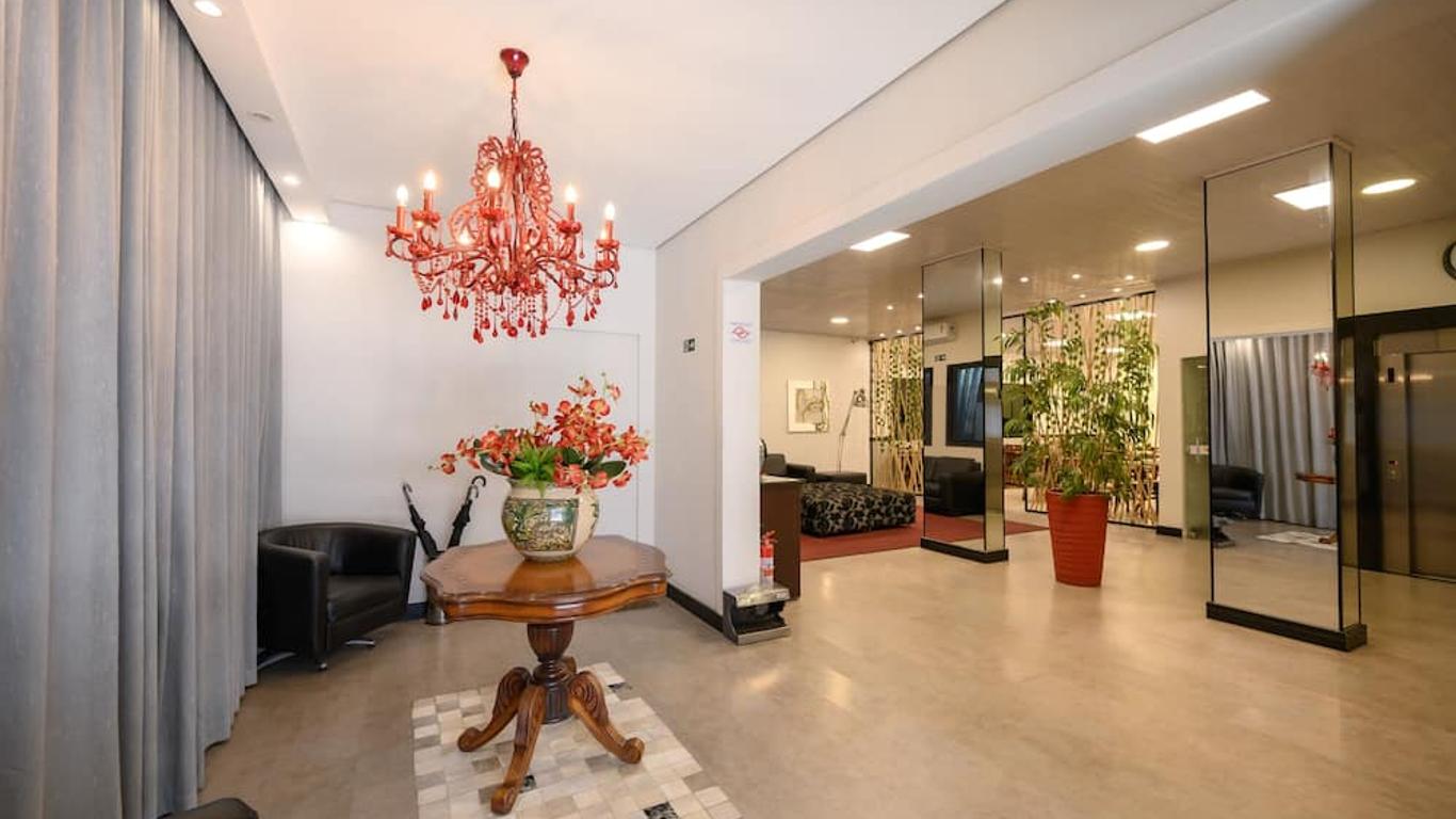 Hotel Colonial