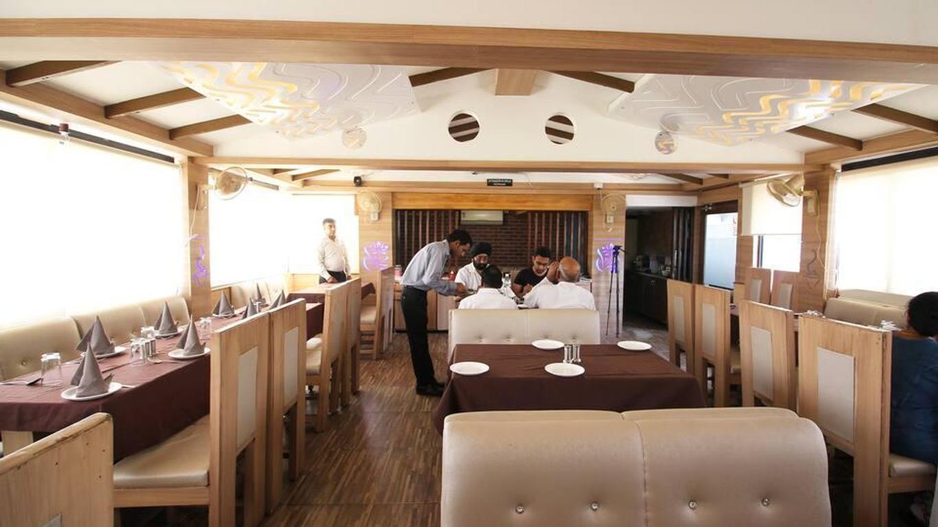 Hotel Tandoor Palace