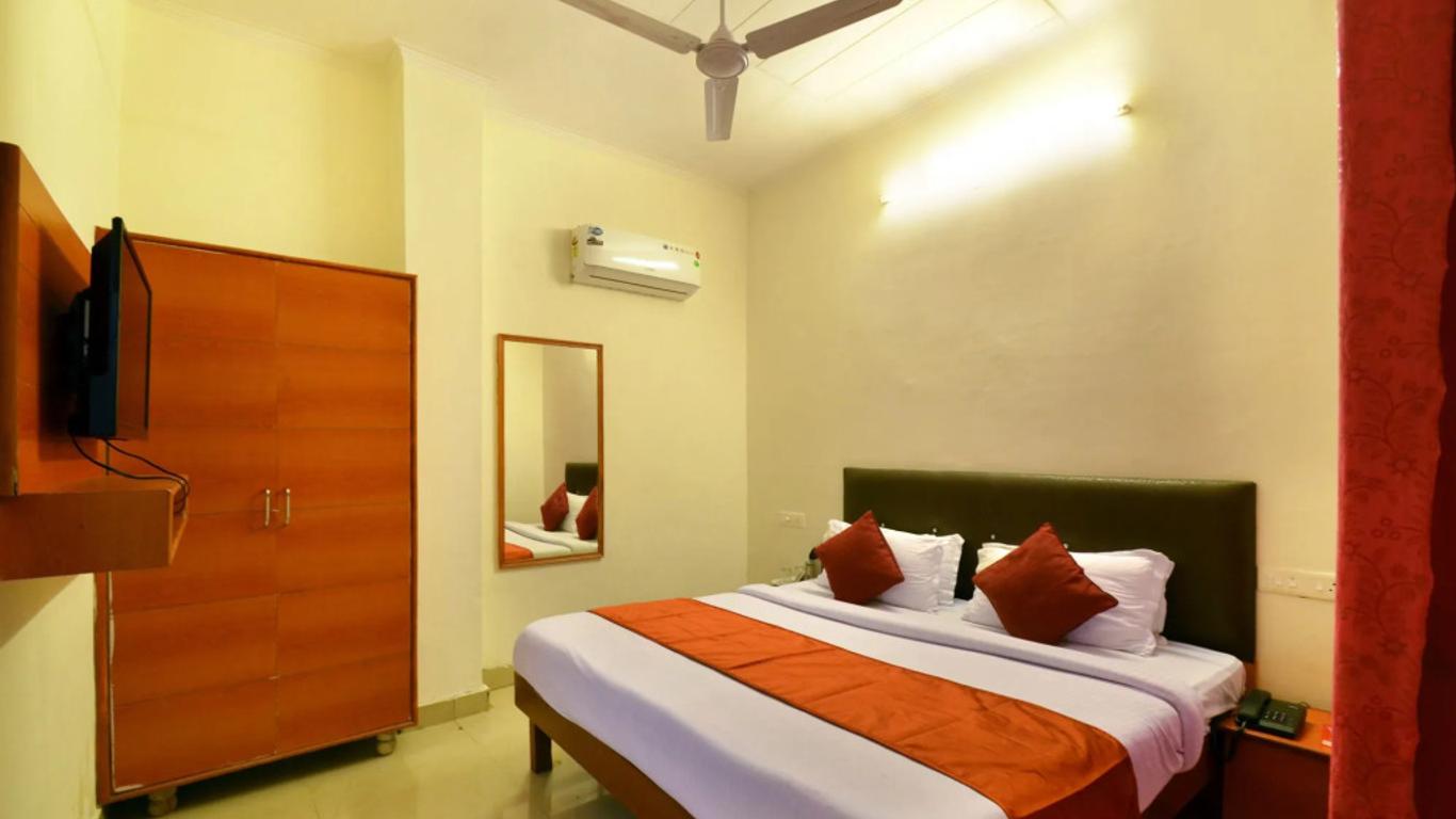 Hotel Platinum Inn