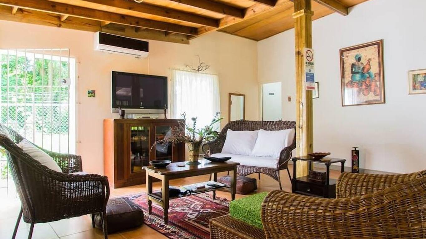 The Grand Sinopia Inn Portland