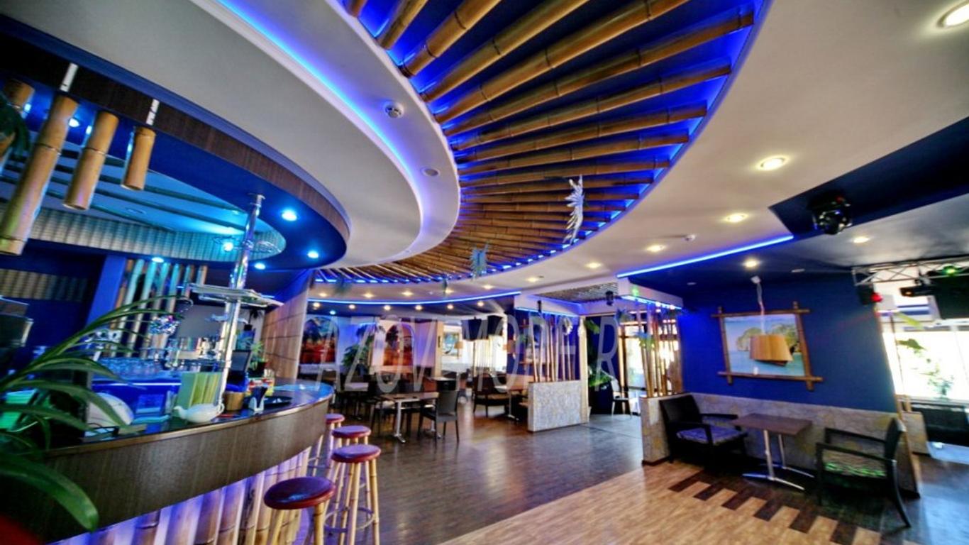 Mango Hotel