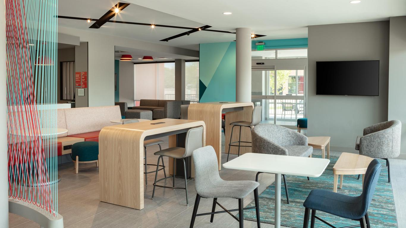 avid hotels - Madison - Monona by IHG