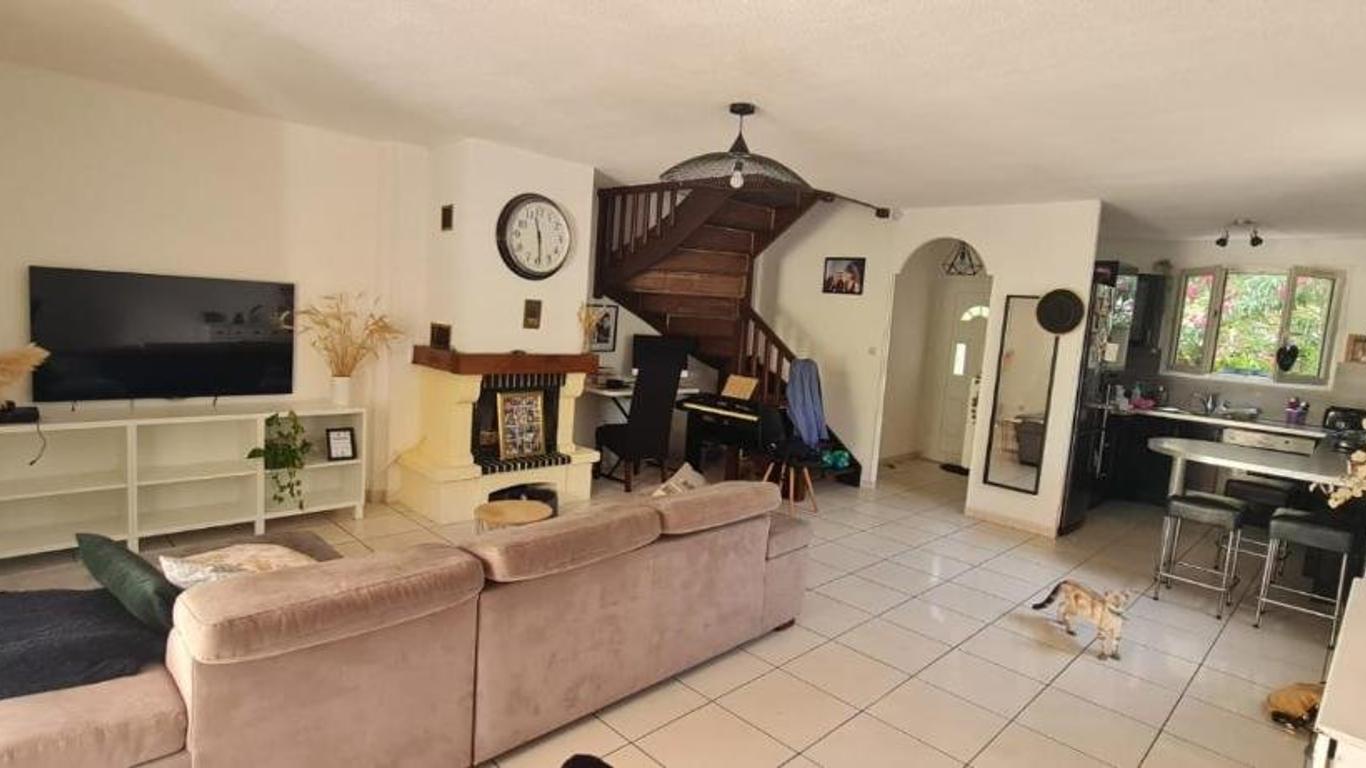 Chambre dans villa Montpellier à 15mn des plages