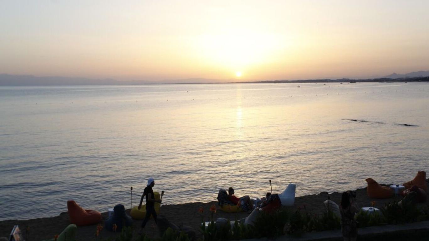 Kuba Beach Hotel