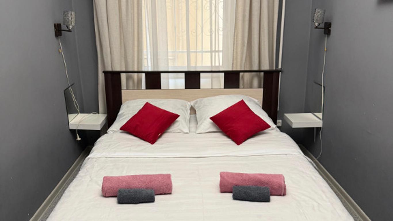 Mini-hotel NaNi