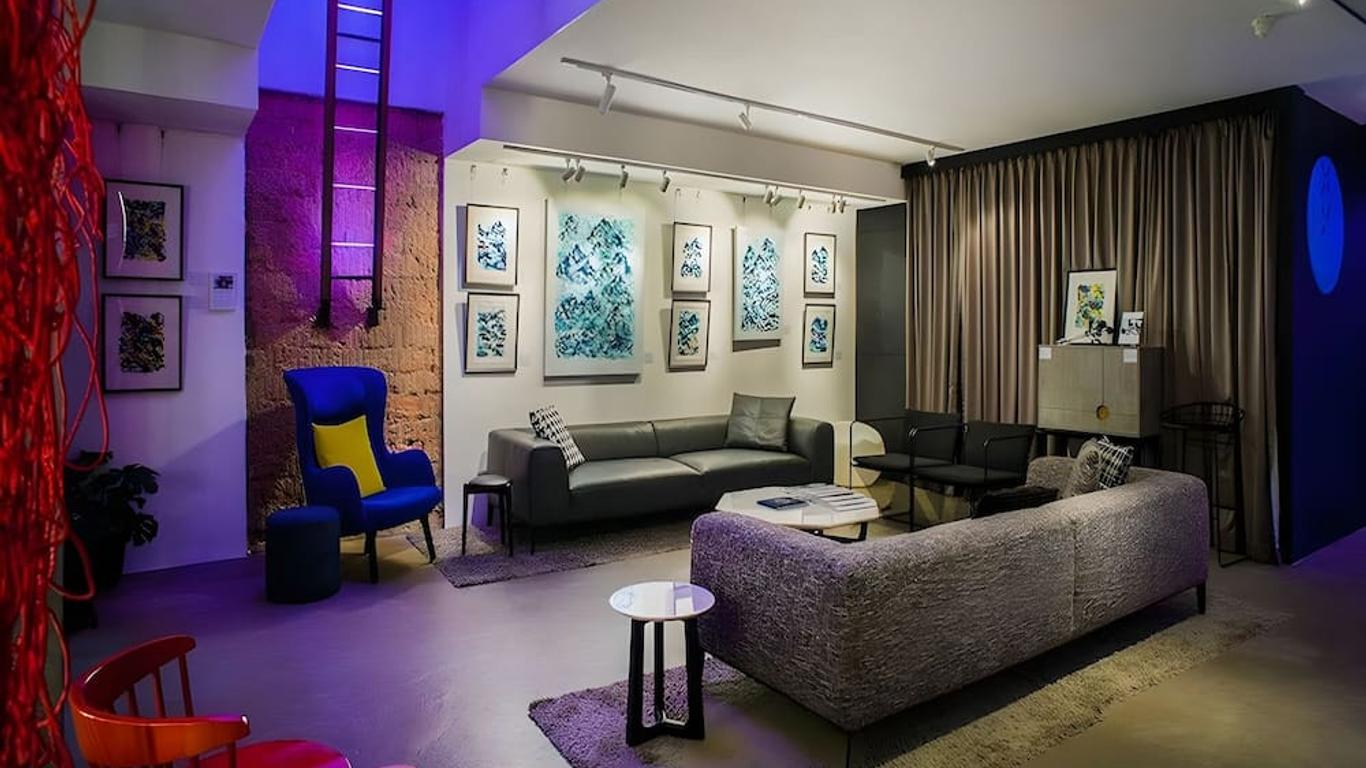 Hi Hotel Bugis (Sg Clean)