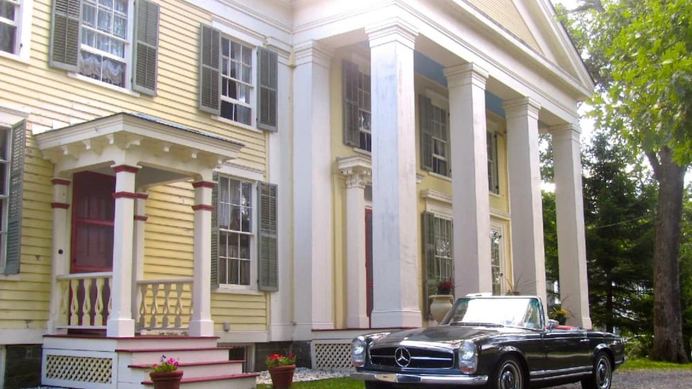 Oakcliff Bed and Breakfast