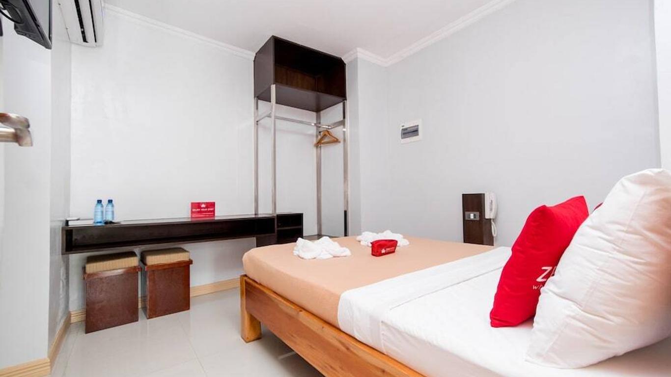 Zen Rooms Burgos Street Vigan