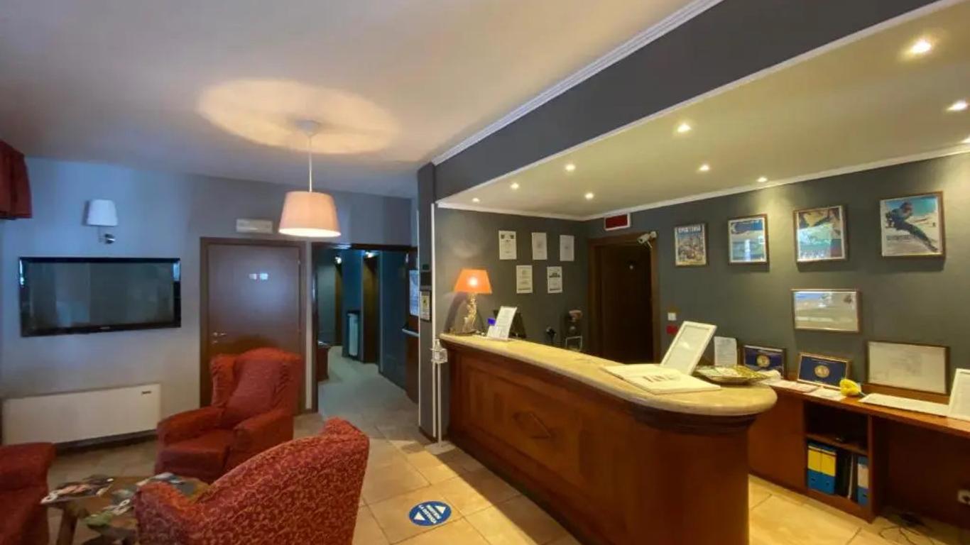 Hotel Clari