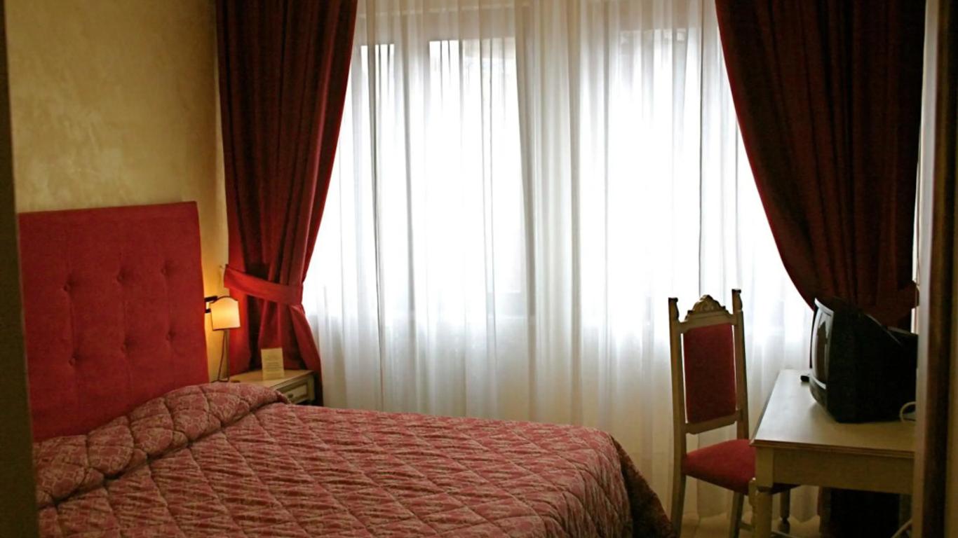 Hotel Fiordigigli