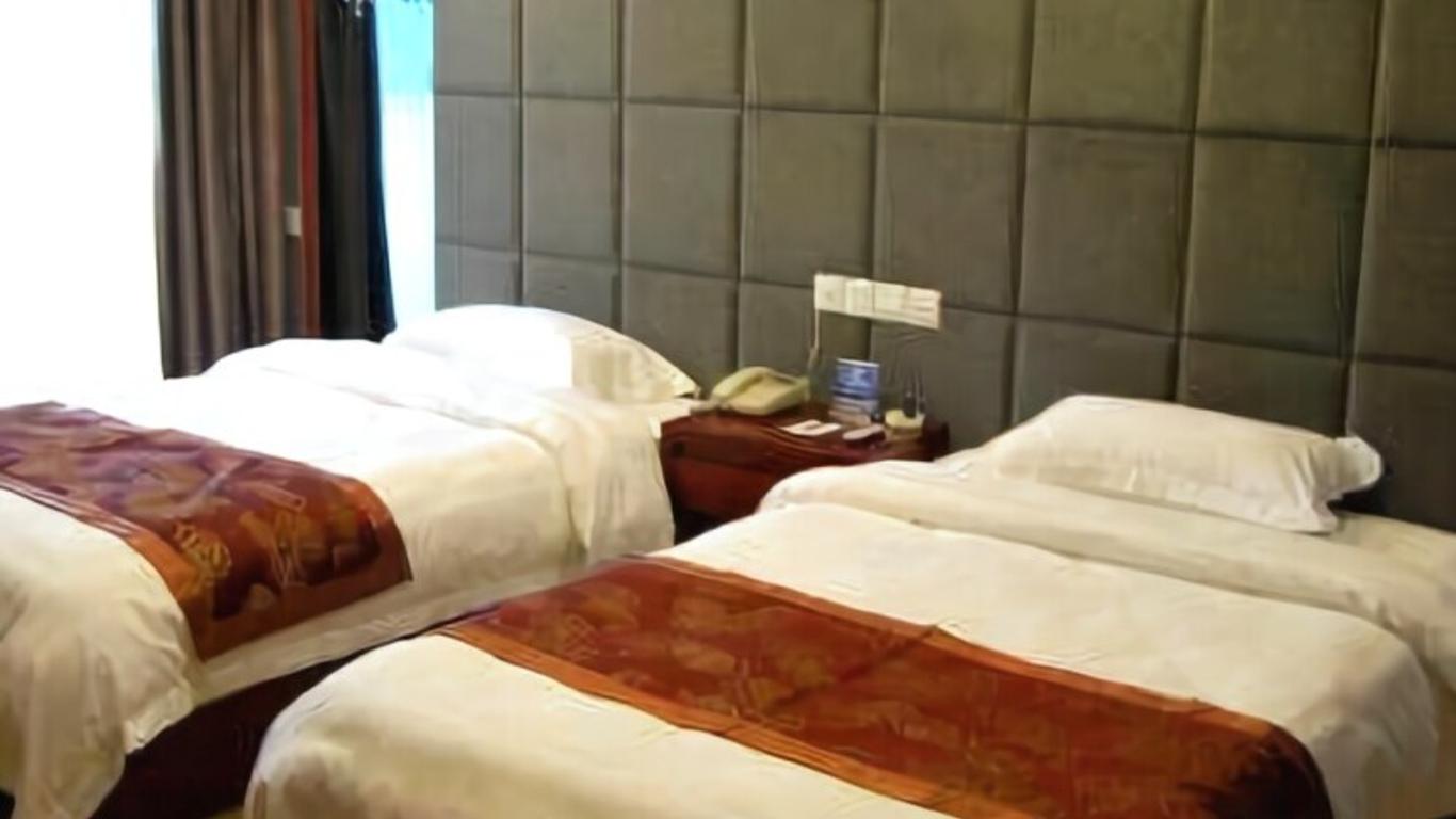 Oscar Holiday Hotel