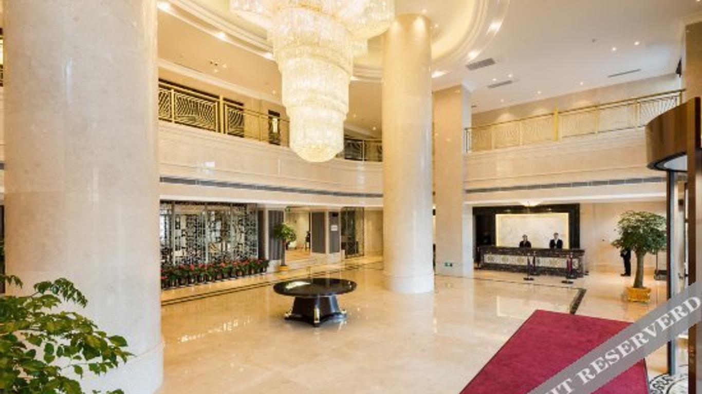 Qianhu Hotel