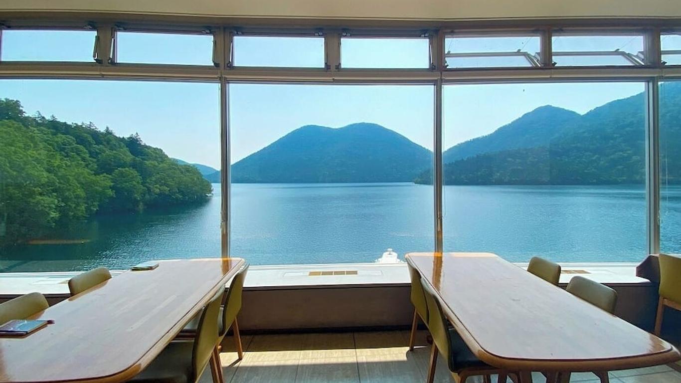 Shikaribetsu Lakeside Onsen Hotel Fusui