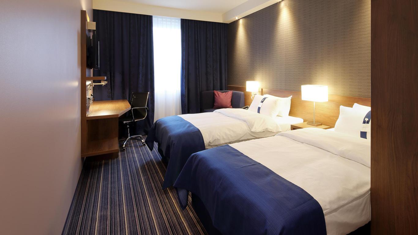 Holiday Inn Express Friedrichshafen, An IHG Hotel