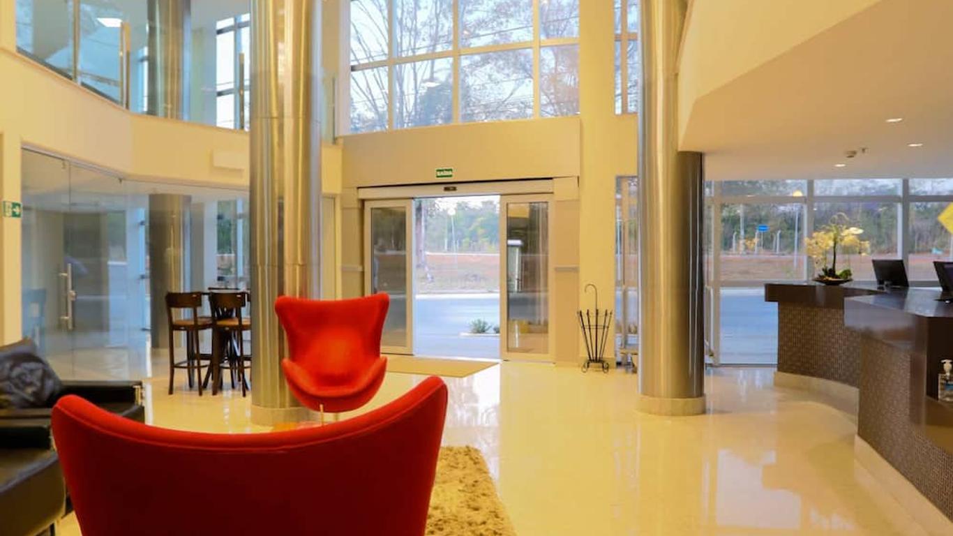 Hotel Amsterdam Montes Claros