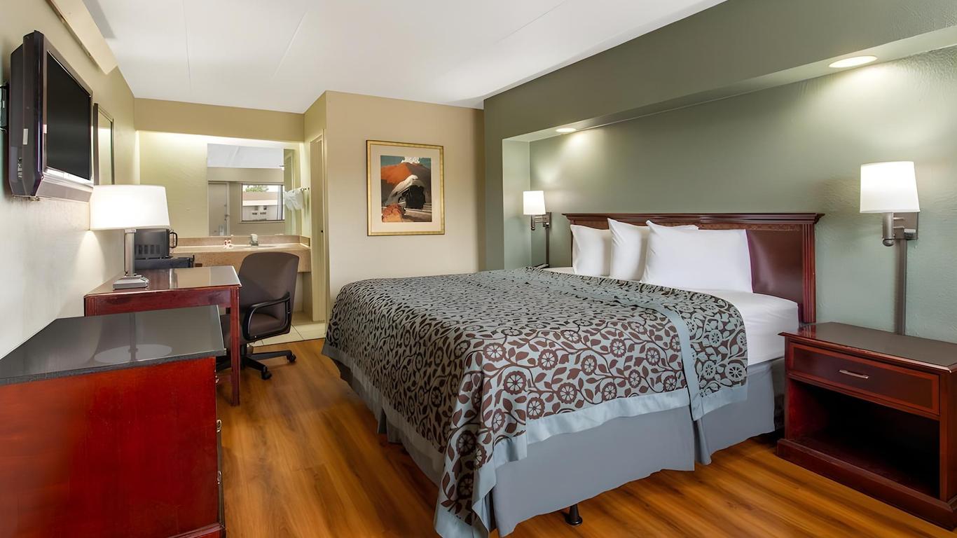 Travelodge by Wyndham Chicago - South Holland