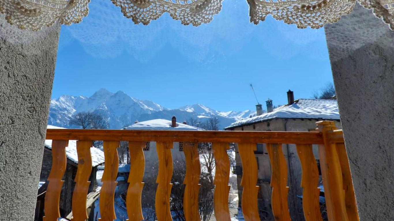 Maison Du Noyer Bed Andbreakfast