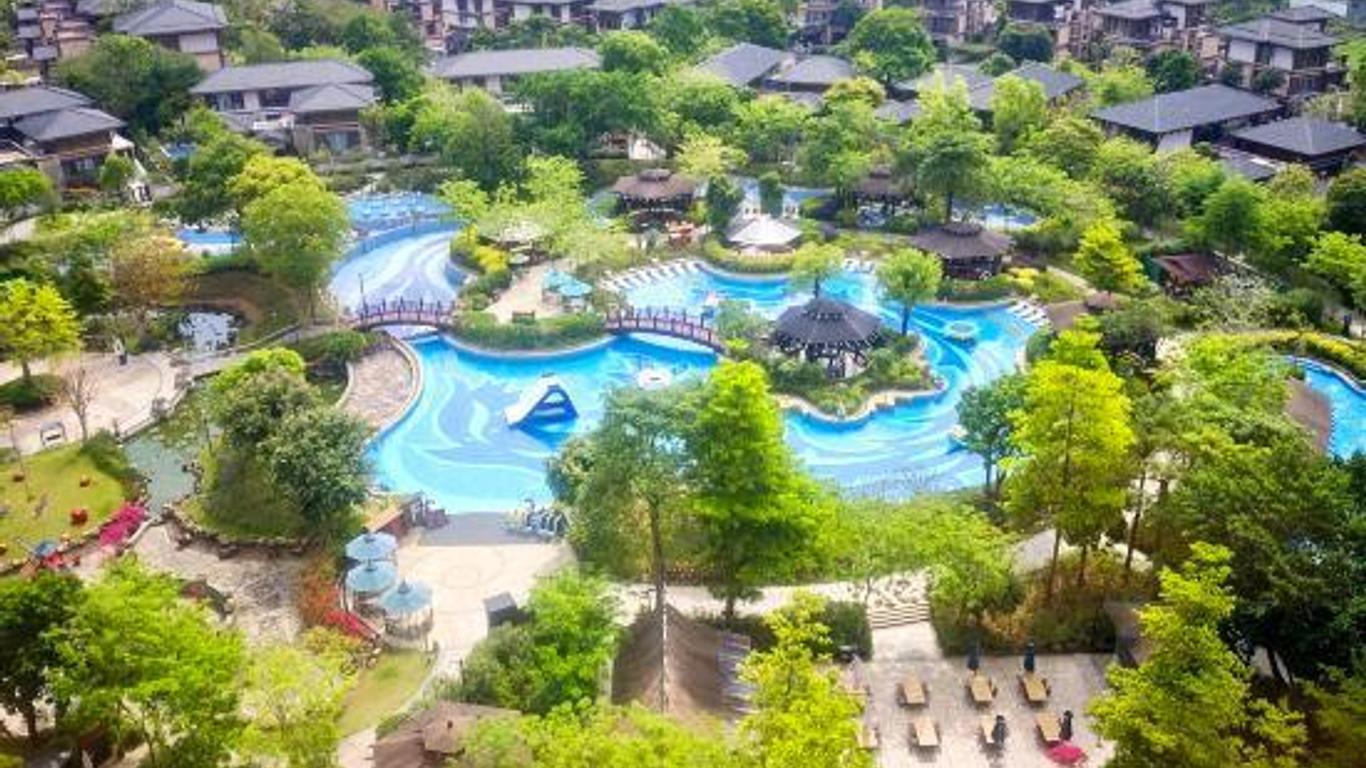 Guangdong Deer Lake Spa Holiday Hotel