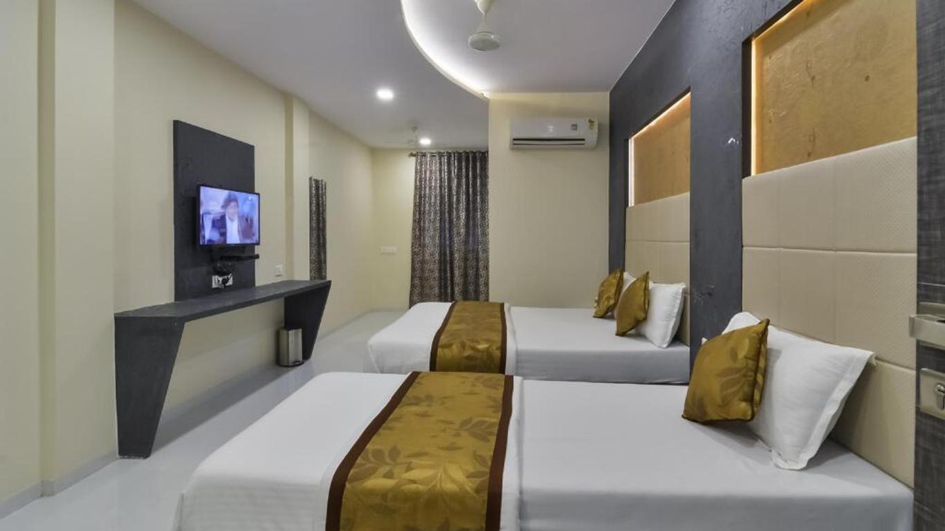 Hotel Aroma- Dadar