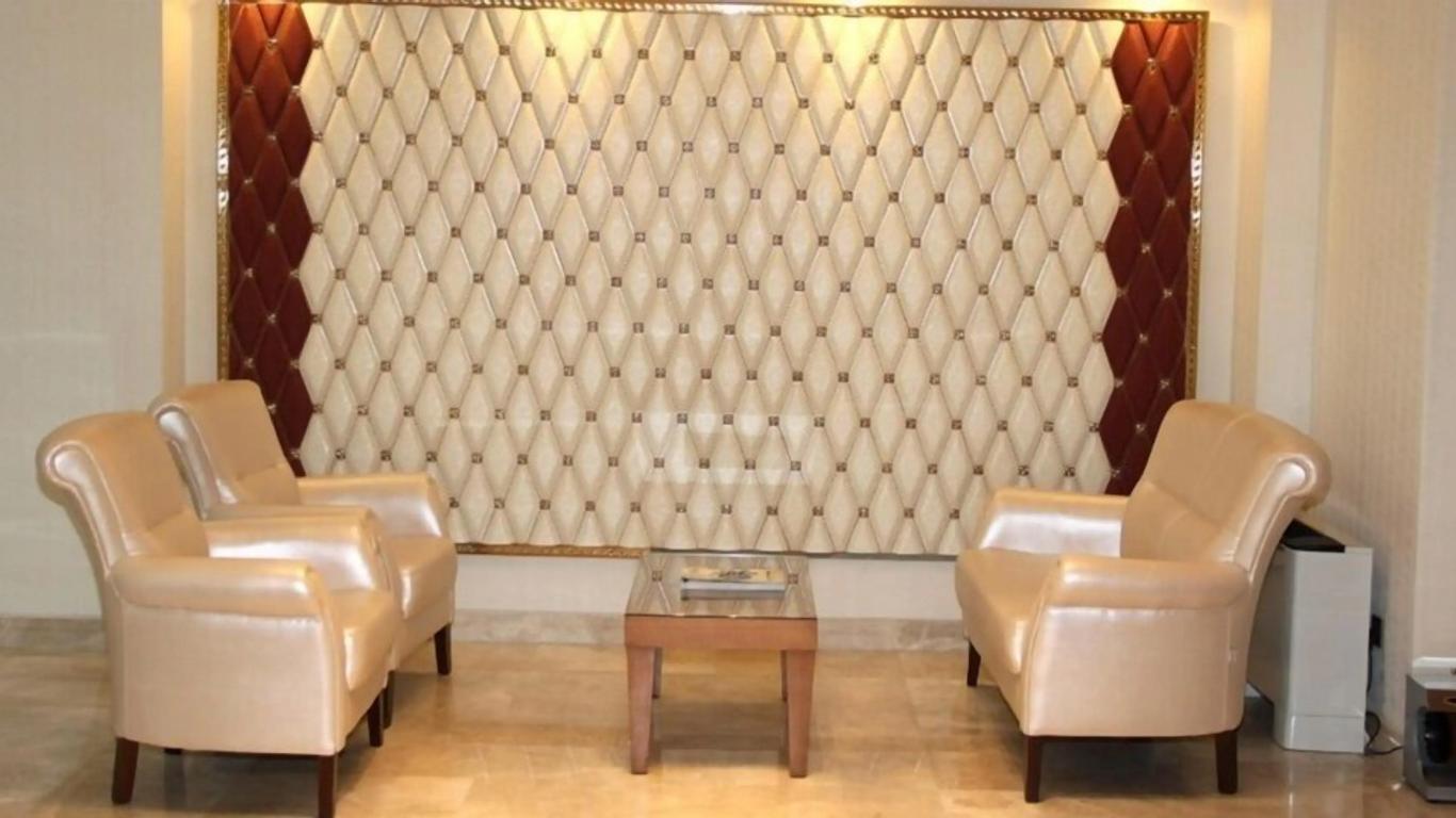 Grand Aras Hotel