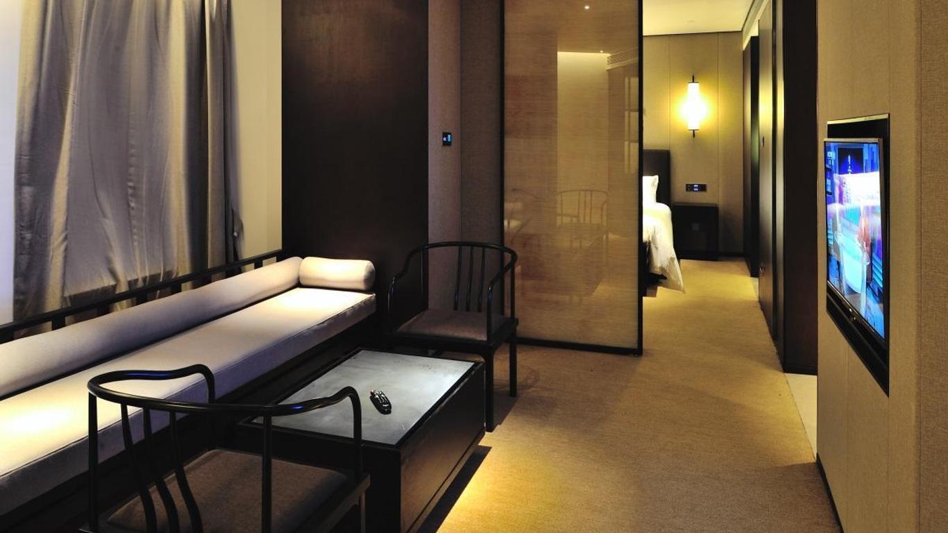 Emei Xueya Hotel