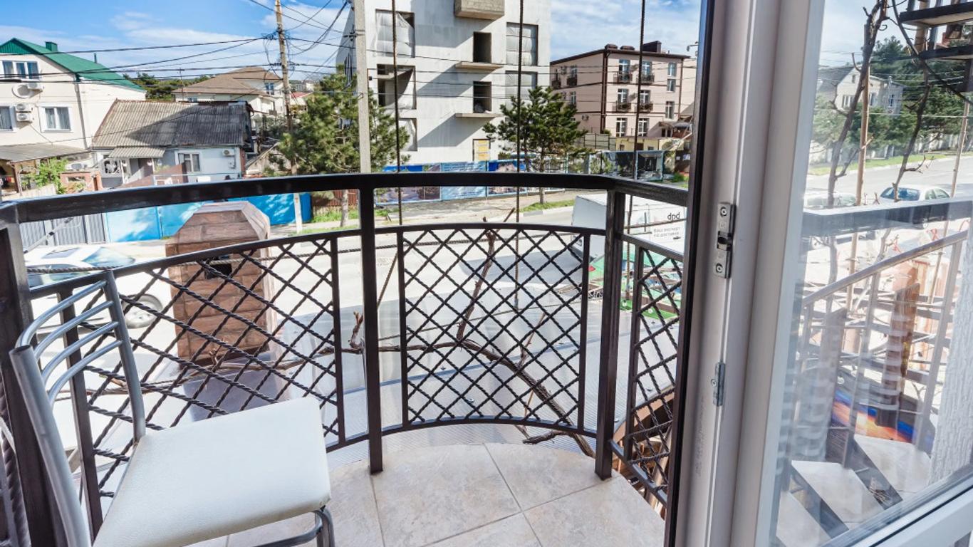 Mone Guest House