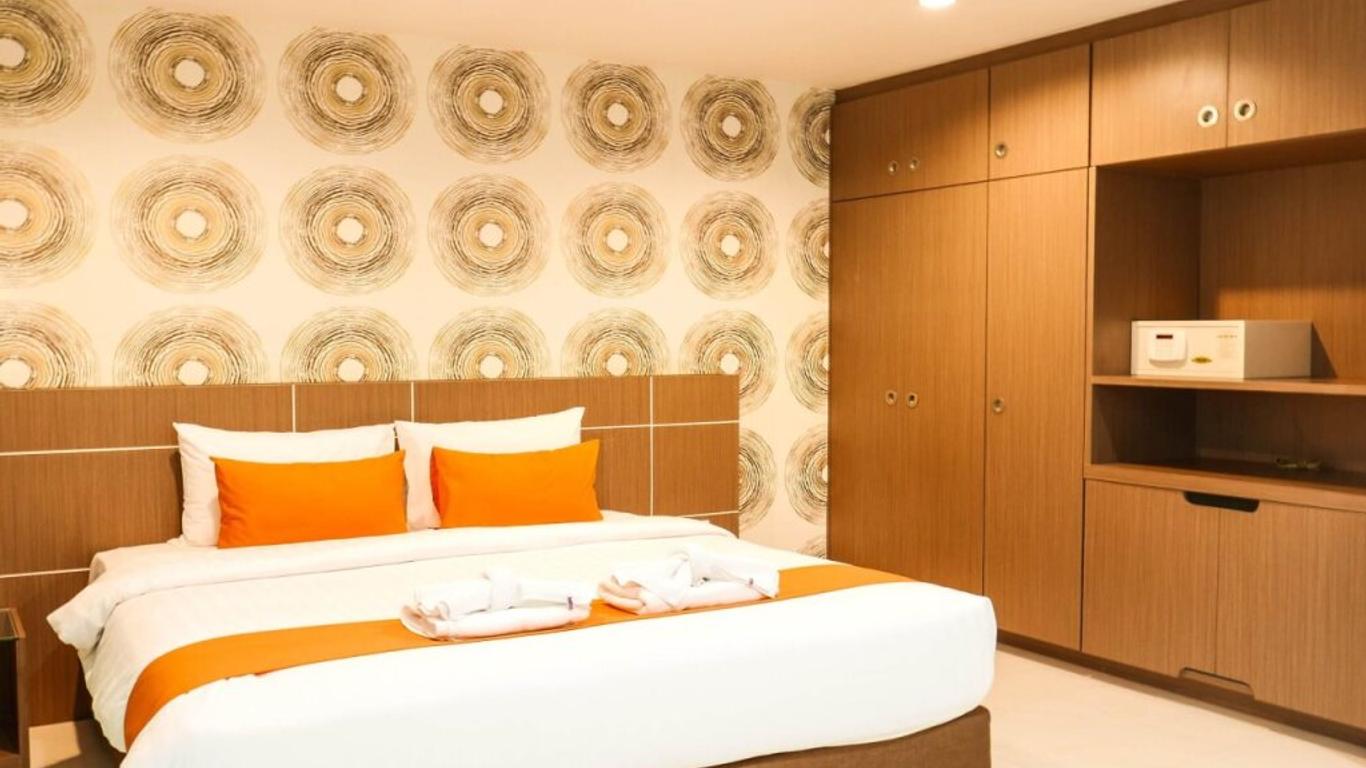 D-Box Hostel