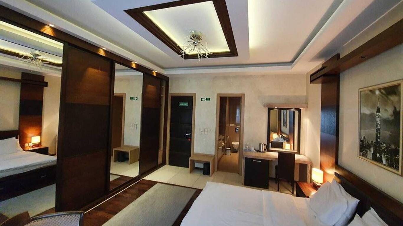 Privilege Suites by Central Park