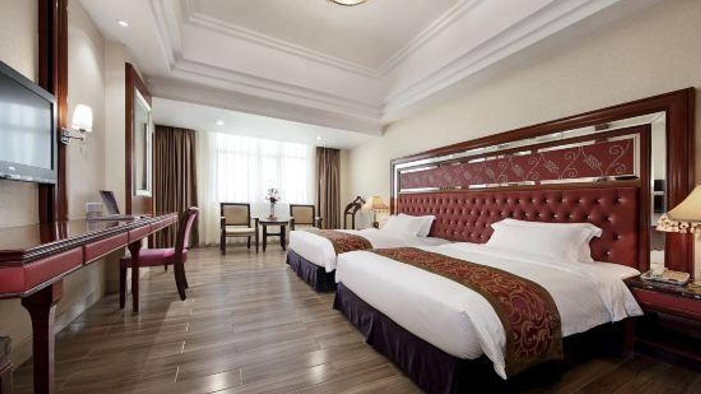 Golden Splendid Hotel · Gynn (Zhanjiang Dingsheng Plaza)