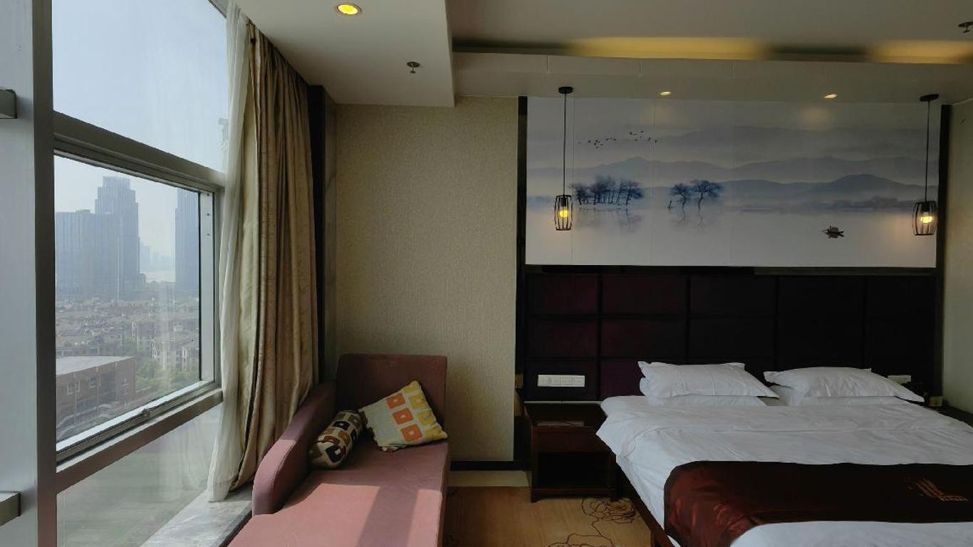 Xinji Garden Hotel