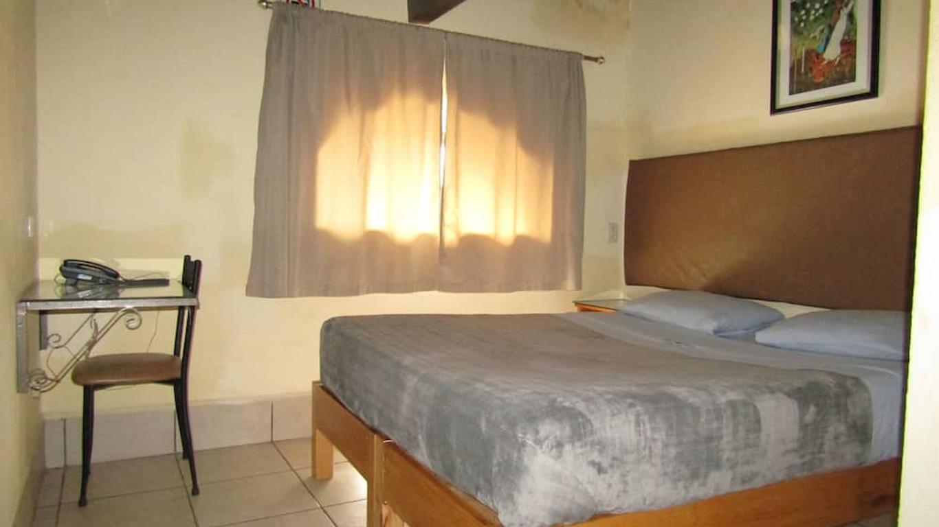 Hotel 1973