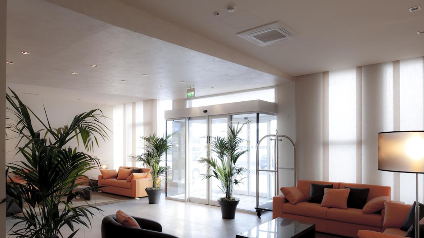 Blu Arena Hotel