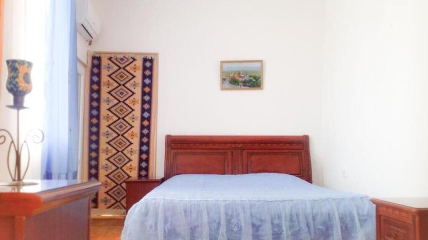 Lelis Guest House
