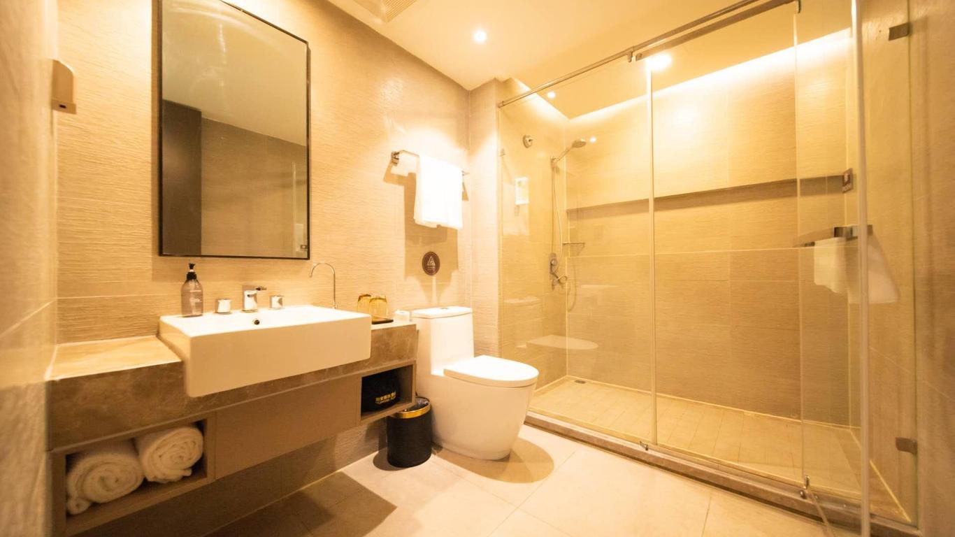Home Inn Plus Tianjin Eye Ancient Culture Street