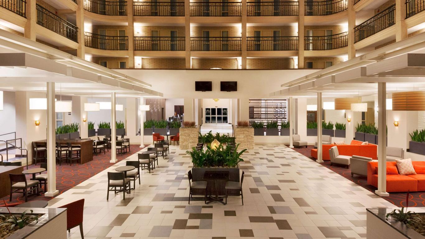 Embassy Suites by Hilton Baton Rouge