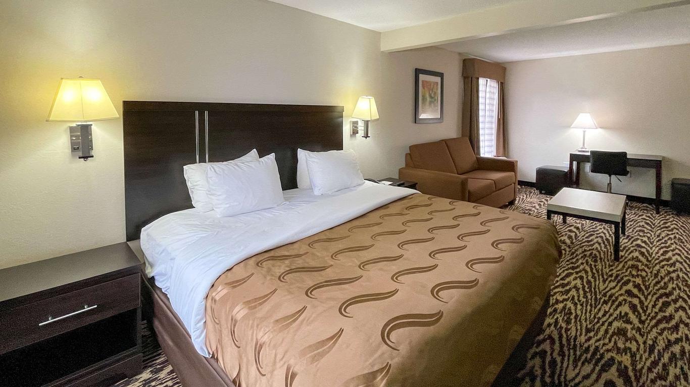 Quality Inn and Suites Clemmons I-40