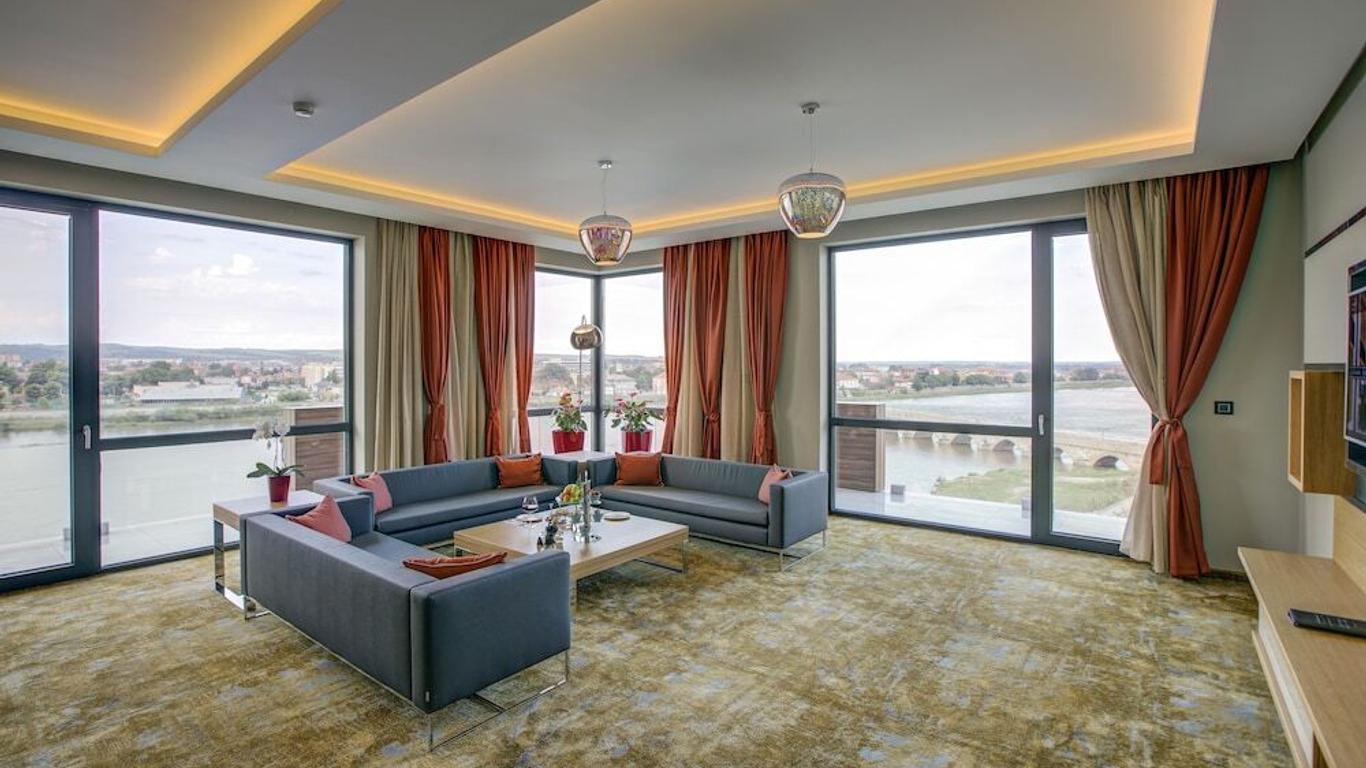 Merit Grand Mosta Spa Hotel & Casino