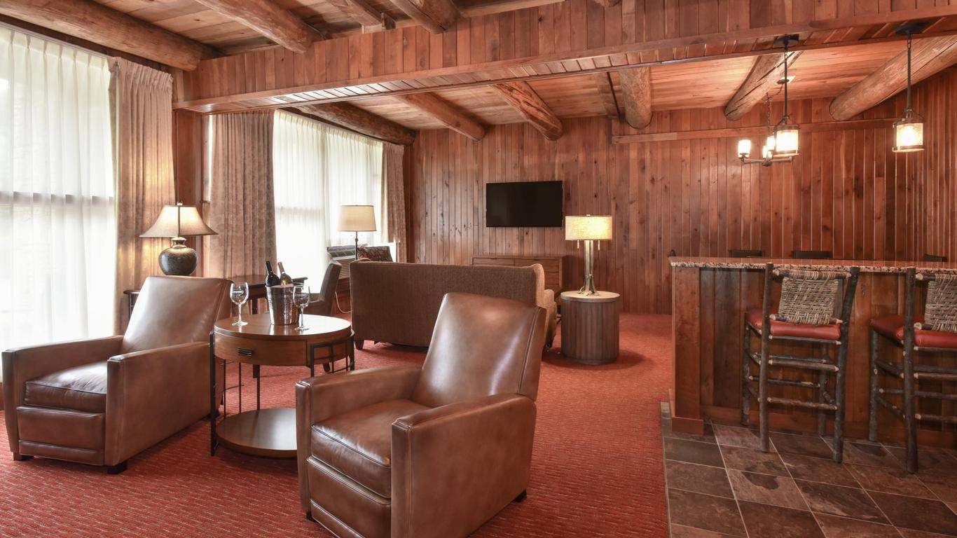 Slopeside Hotel by Seven Springs Resort