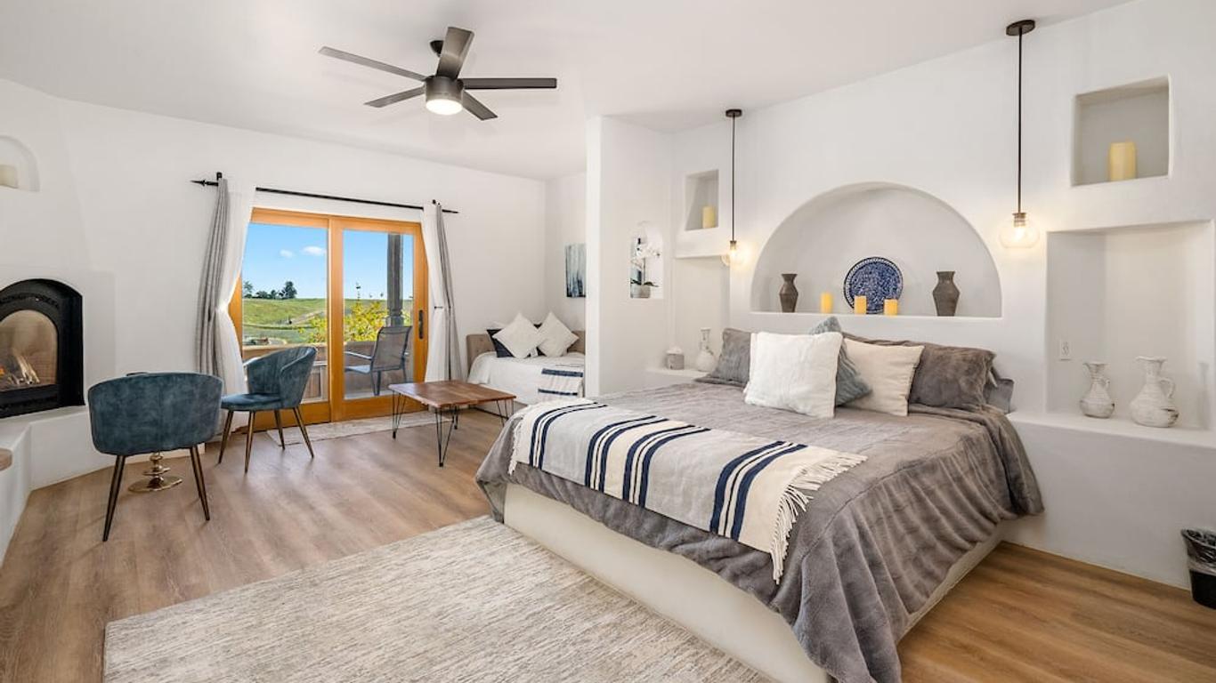 Sirena Vineyard Resorts