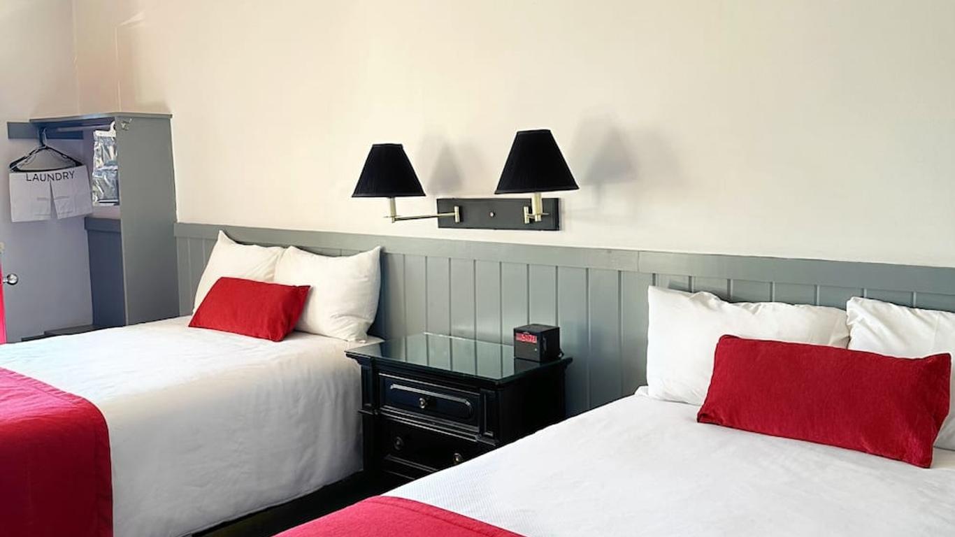 Riverside Suites