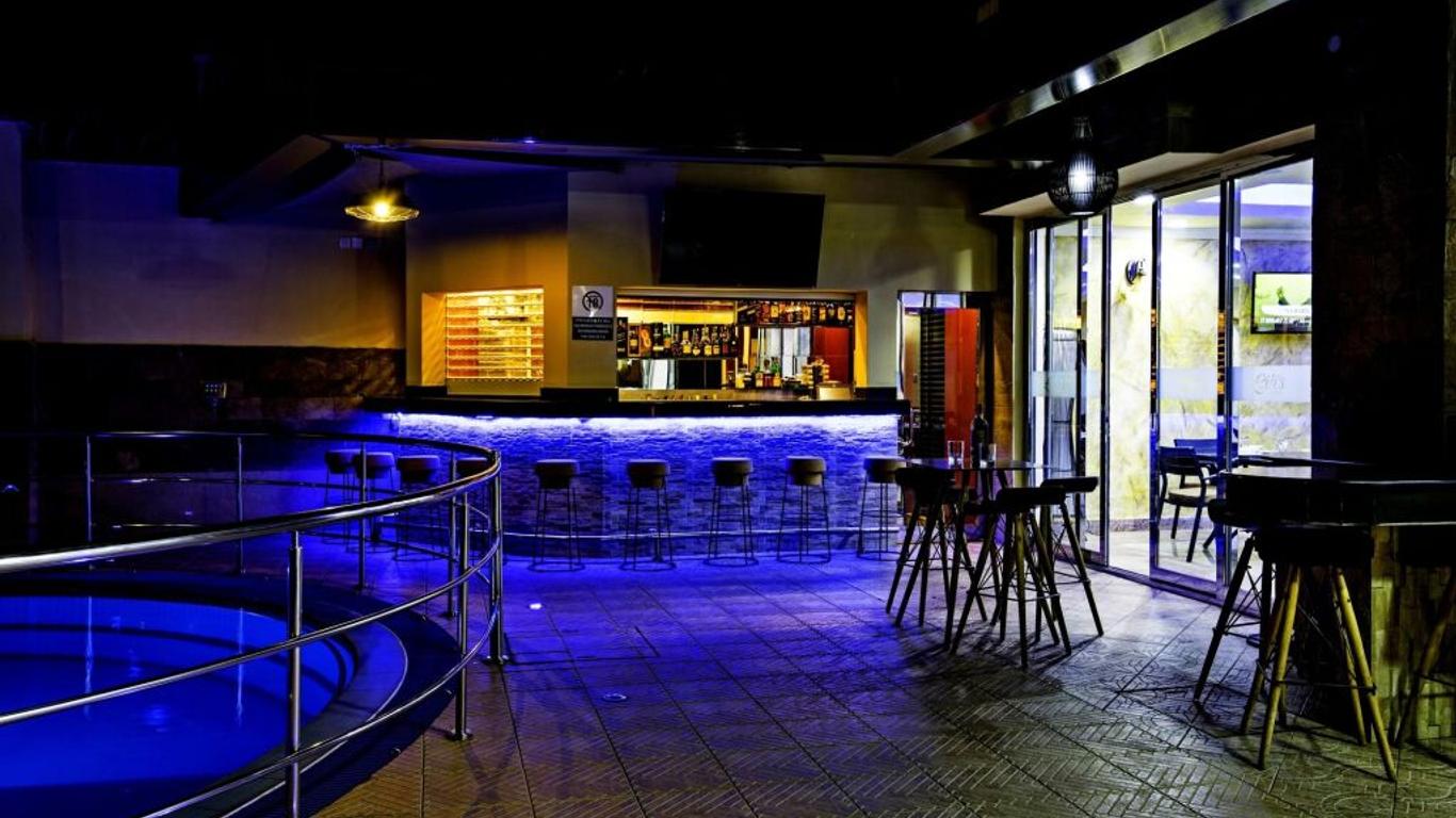 Gramo Suites