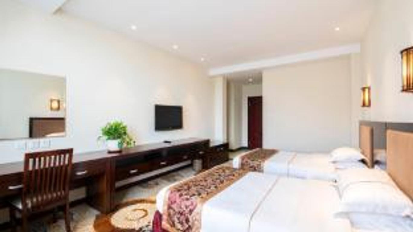Changbai Mountain Minghu Hotel