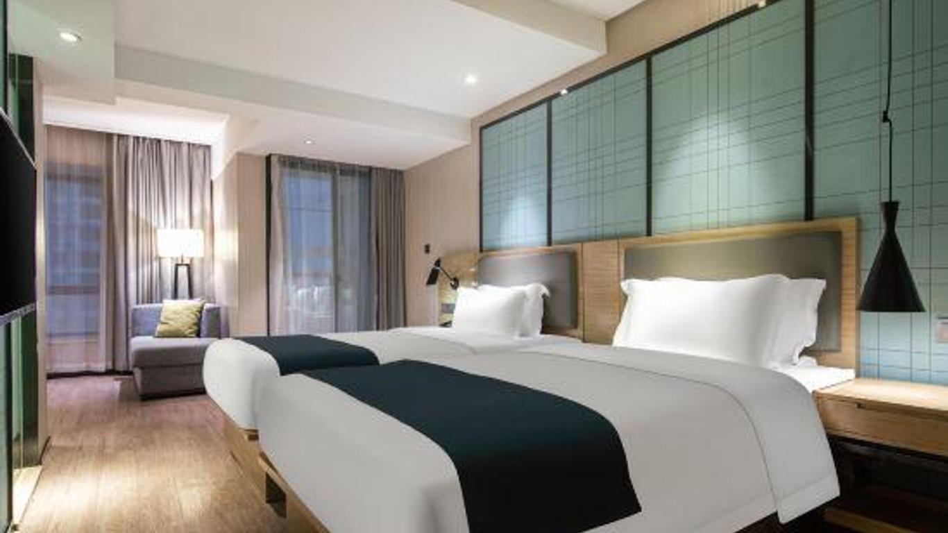 Yunlian Ji Max Hotel (Chaoyang Plaza Nanning Railway Station)