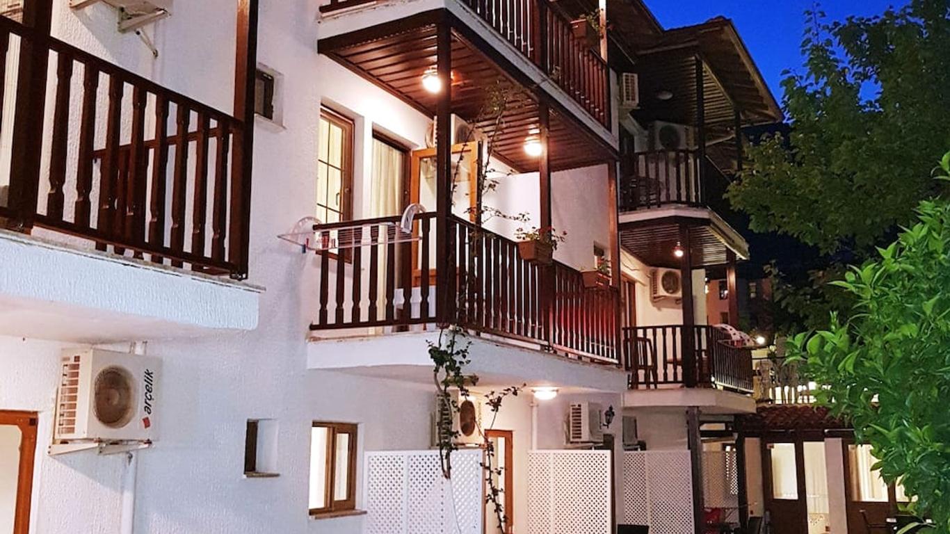 Santo Akyaka Home